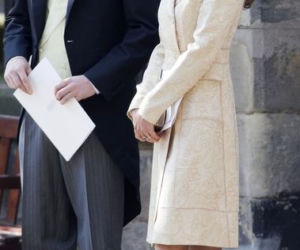 Kreacje na ślubie Zary Phillips i Mika Tindall'a. Księżna Kate i Harry