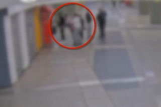 16-latek brutalnie zaatakowany na stacji metra w Warszawie