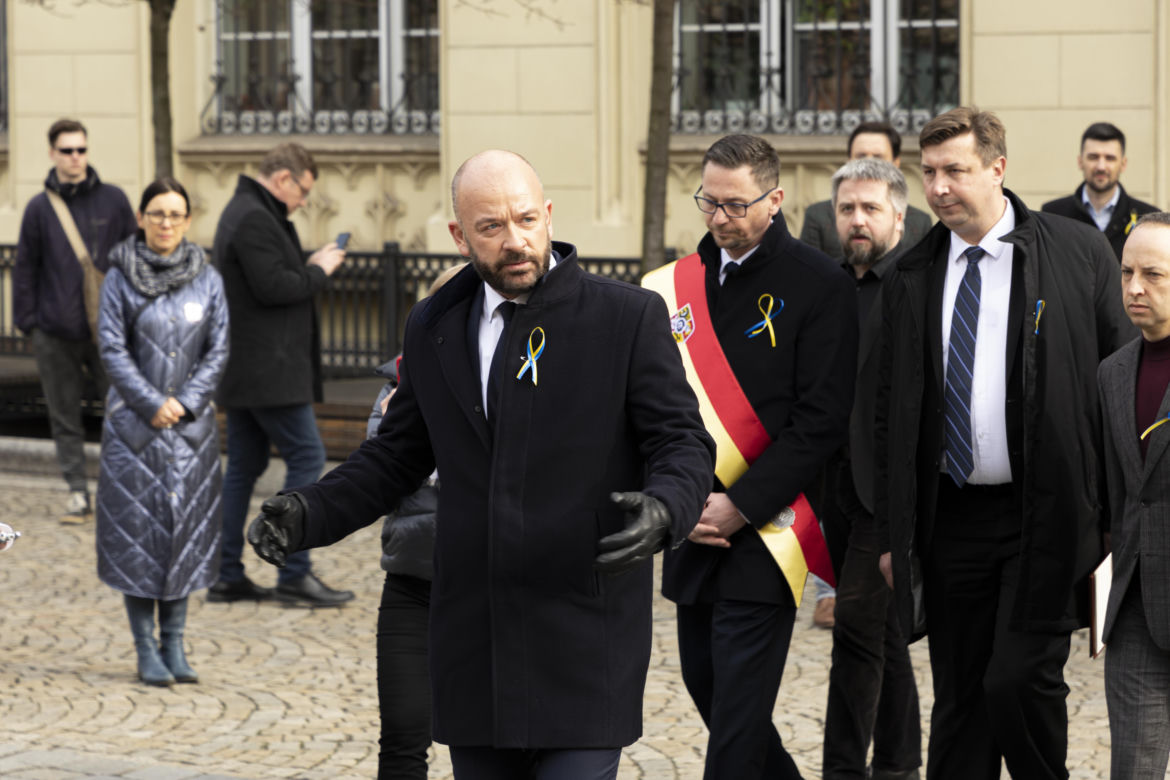 Wojna na Ukrainie. Wrocław potępia Rosję i apeluje do świata o skuteczną presję 