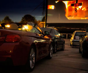 Samochodowe kino Ferment w Poznaniu 