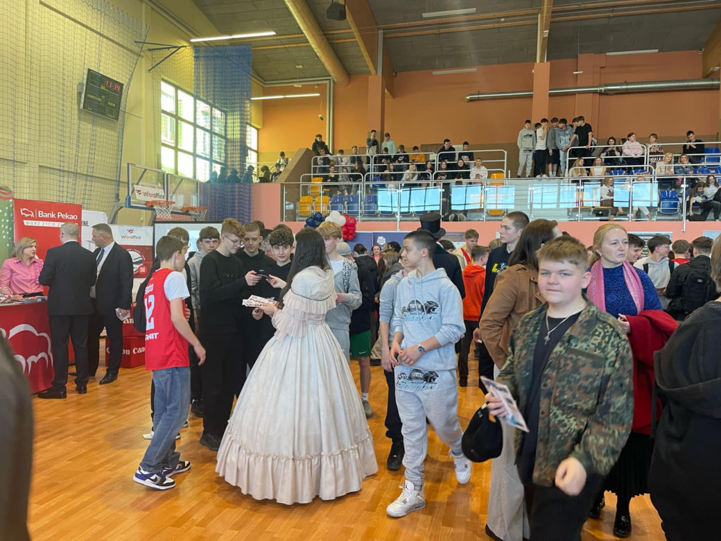 XVII Siedleckie Targi Edukacyjne "Ku Przyszłości Zawodowej" - nowe możliwości dla młodzieży