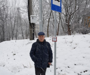 SENIORZY DOSTALI PRZYSTANEK
