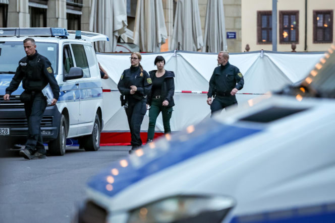 Dwoje zabitych i 80 rannych w Niemczech! Sprawca wjechał w tłum, był znany policji