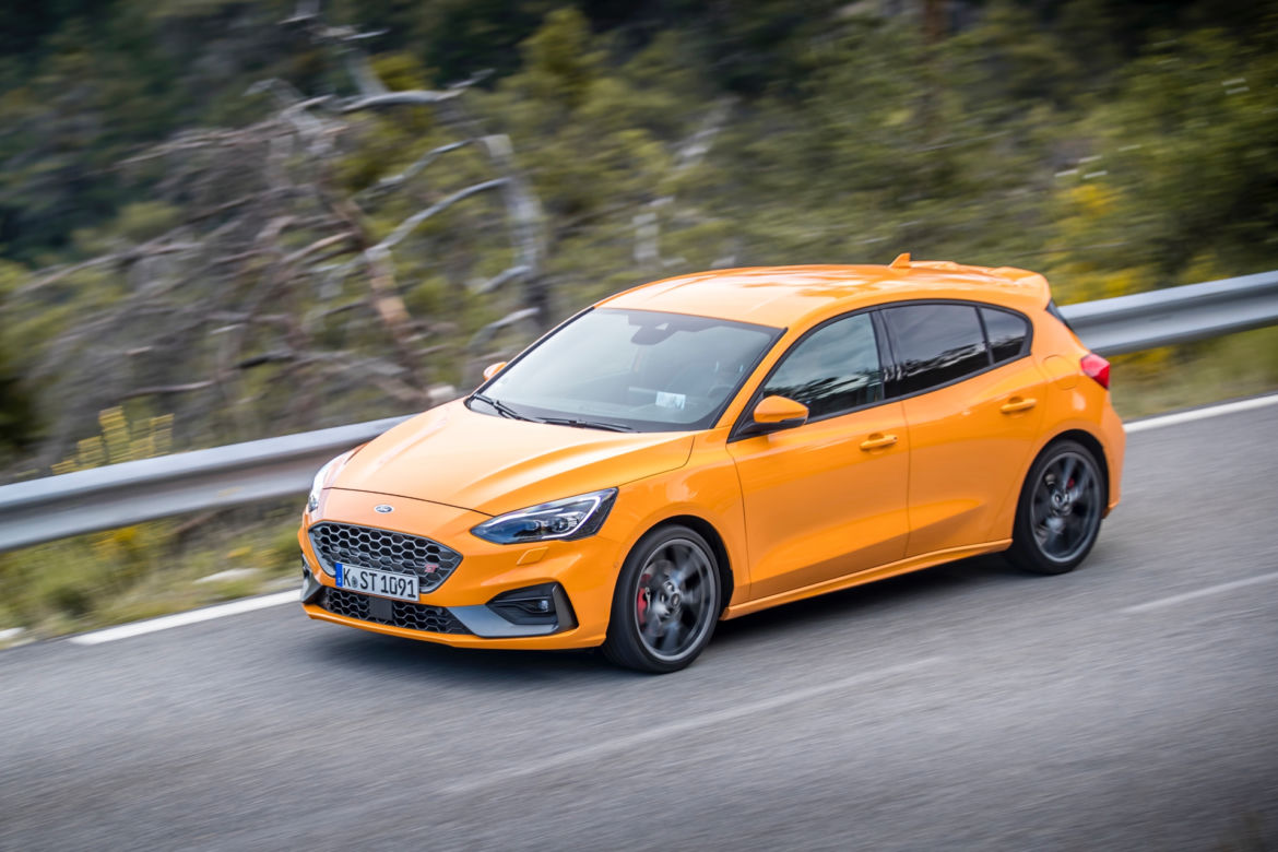 Ford Focus ST 2.3 EcoBoost 280 KM