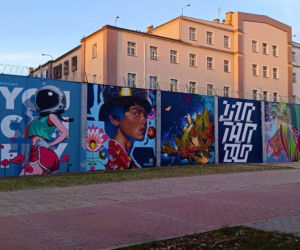 Street-art na murach aresztu