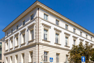 Foksal 10 w Warszawie