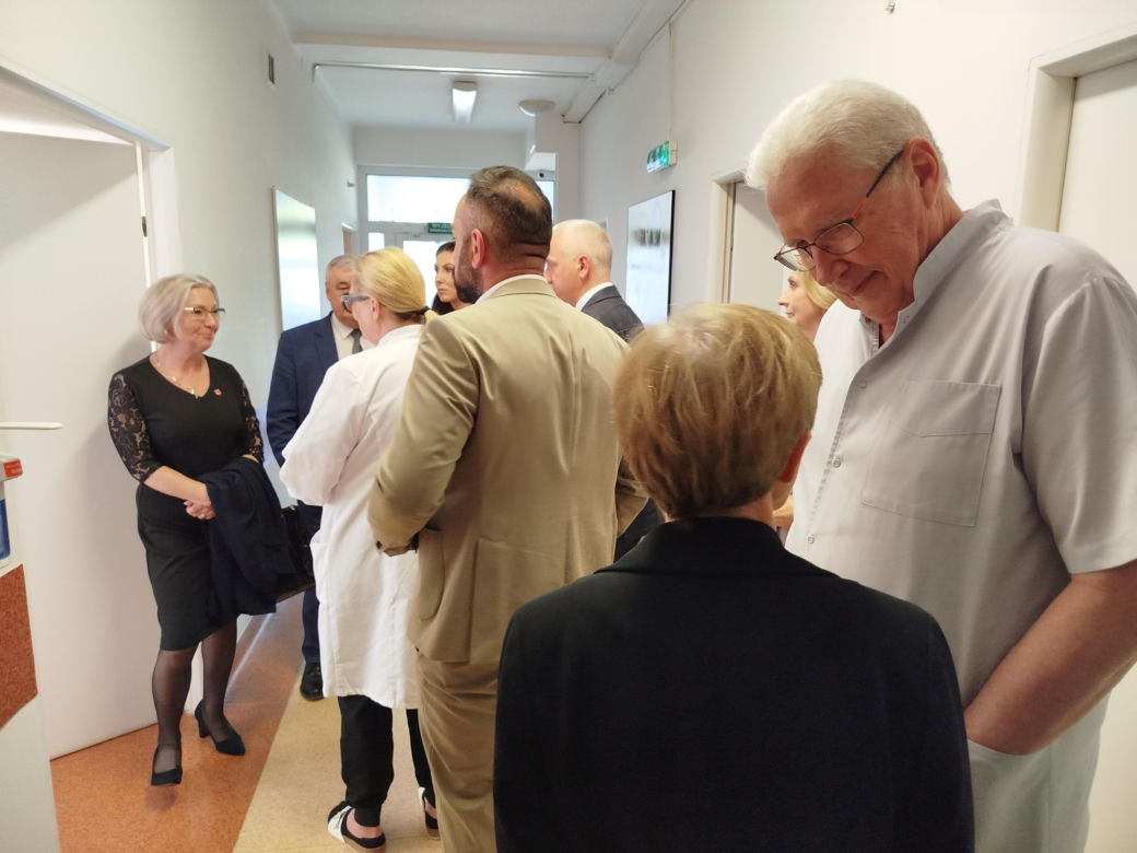 Umowa na przekazanie dotacji na zakup nowego sprzętu dla Szpitala Miejskiego w Siedlcach została podpisana 28 kwietnia
