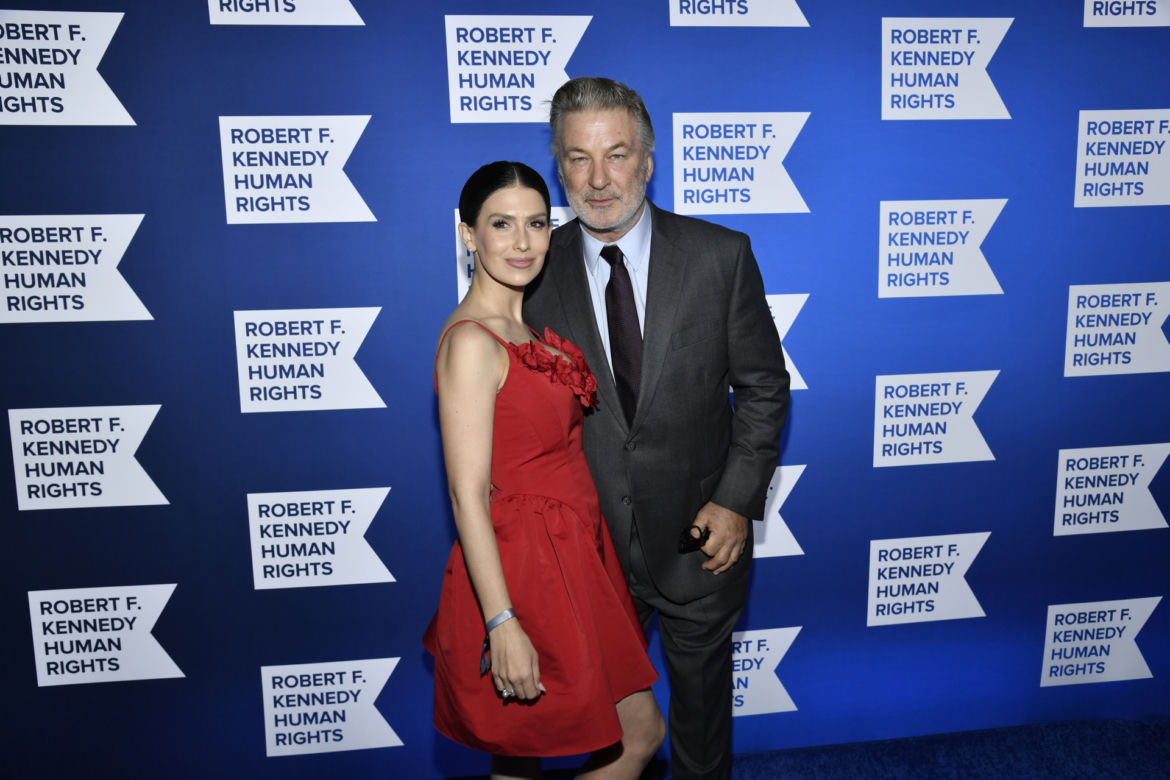Alec Baldwin zastrzelił Ukrainkę. Pójdzie siedzieć? Został formalnie oskarżony