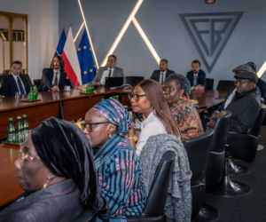 Wizyta delegacji z Nigerii w Fabryce Broni Łucznik. Po Berylach czas na karabinki GROT?