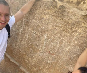 Krzysztof Zalewski na wakacjach w towarzystwie 16 lat młodszej piosenkarki. Nowa para w polskim show-biznesie?