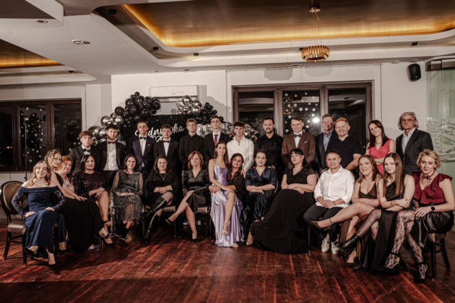 Studniówka liceum w Zawoi