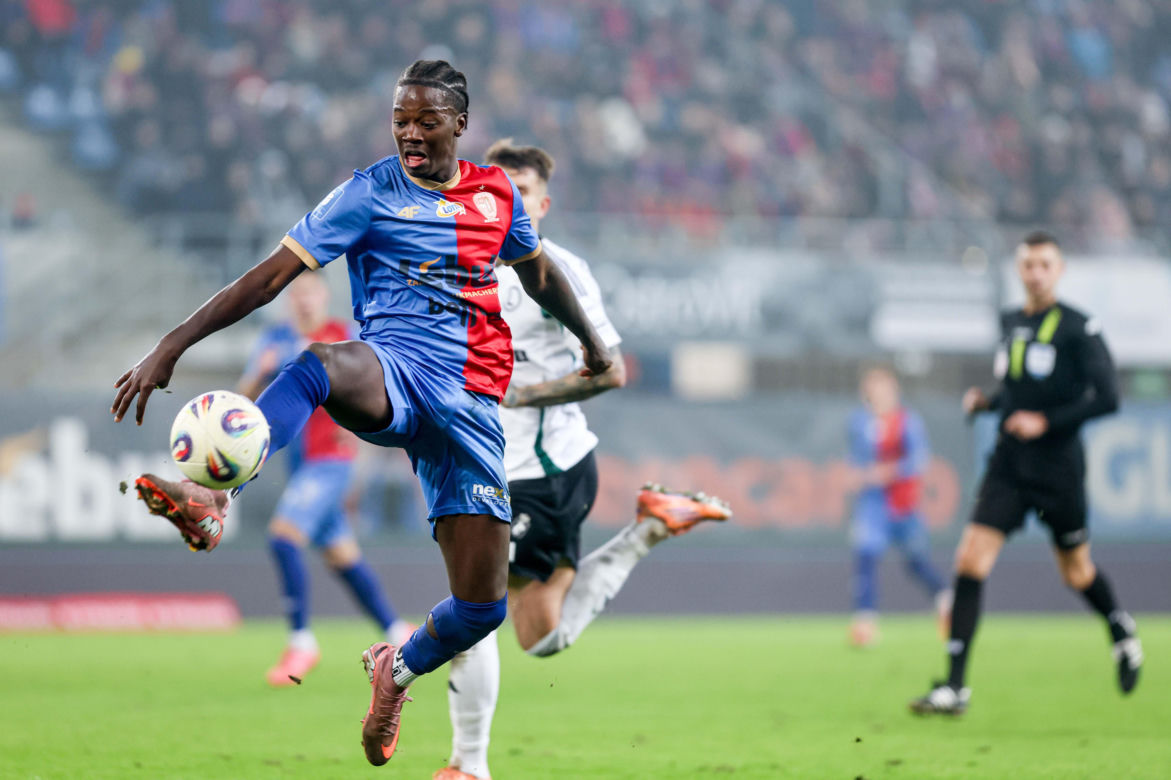 Piast Gliwice - Legia Warszawa, zdjęcia kibiców i zawodników z meczu 18. kolejki PKO BP Ekstraklasy