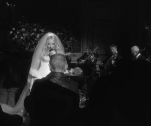 Madonna zachwyca w ślubnym wydaniu. 40 lat temu nosiła się podobnie!