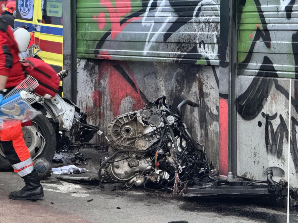  Warszawa. Wypadek na ul. Marsa. Zderzenie sześciu pojazdów [ZDJĘCIA]