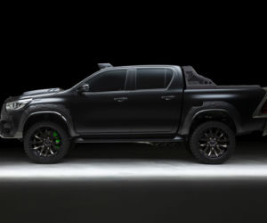 Toyota Hilux po tuningu WALD International 