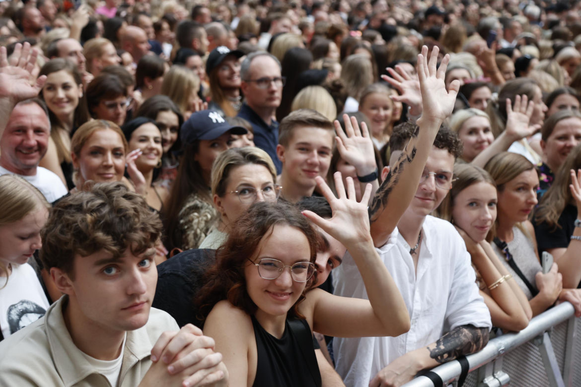 Koncert Jennifer Lopez w Warszawie (25.07.2025) - część druga. Organizatorem koncertu jest Prestige MJM