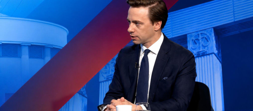 Bosak zmiażdżył Morawieckiego. „Manipulator i hipokryta”. Padły słowa o patologiach …