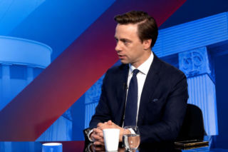 Bosak zmiażdżył Morawieckiego. „Manipulator i hipokryta”. Padły słowa o patologiach i bezprawiu