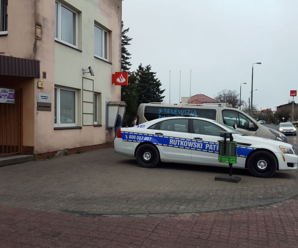 Co robi Patrol Rutkowski przy dawnym Akwawicie w Lesznie? 
