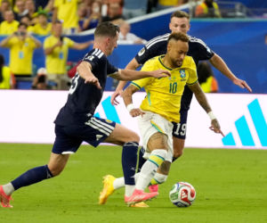 Neymar Szkocja - Brazylia