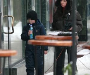 Marta Kaczyńska z synem na spacerze