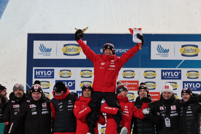 Kamil Stoch pożegnał się z Turniejem Czterech Skoczni