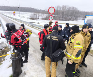 Symulacja akcji ratunkowej na zbiorniku Korzeń w Skrzyszowie