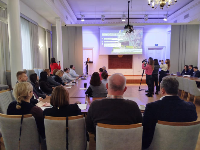 Siedlce, spotkanie "Od wyzwań do rozwiązań. Adaptacja klimatyczna polskich miast"