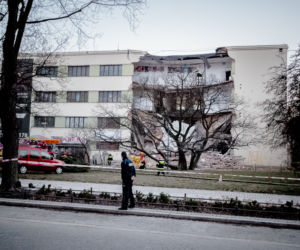 Zawaliła się ściana kamienicy przy Sienkiewicza 47 w Łodzi