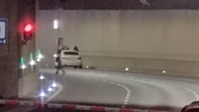 Pożar auta w tunelu na S2! Kierowcy utknęli w gigantycznym korku