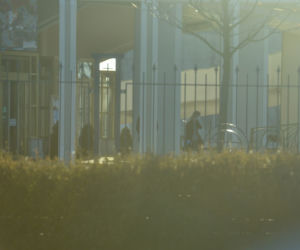 Niedzielna msza podczas kwarantanny w kościele zbudowanym przed Tadeusza Rydzyka
