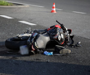Makabryczny wypadek motocyklisty na zakopiance w Głogoczowie