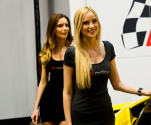 hostessy na targach Motor Show Poznań 2016