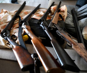 Policja weszła do kilkunastu mieszkań. Wielka akcja służb w Podlaskiem