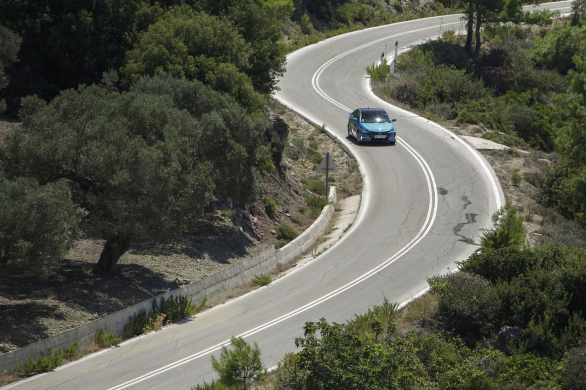 Toyota Prius Plug-in Hybrid na Rodos