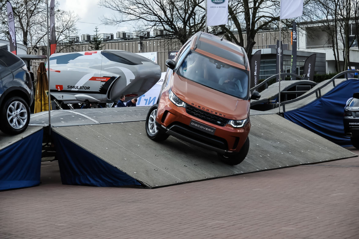 Bezpieczeństwo, warsztat i ciekawostki na Poznań Motor Show 2018