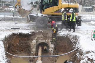 Warszawa: Kolejna poważna awaria! Bez ogrzewania szpital covidowy i 40 budynków! [GALERIA]