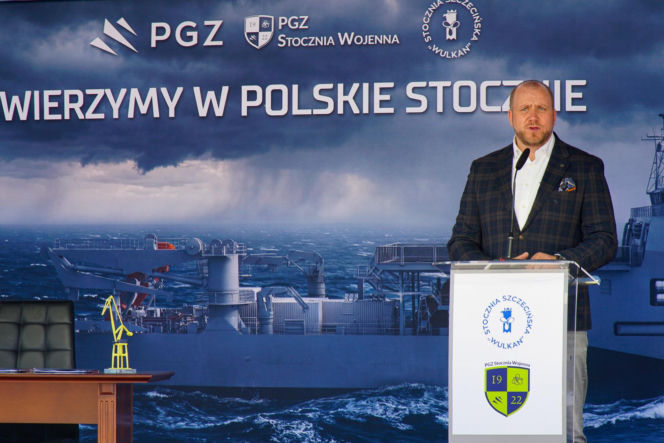 Podpisanie umowy pomiędzy PGZ Stocznią Wojenną a Szczecińską Stocznią Wulkan