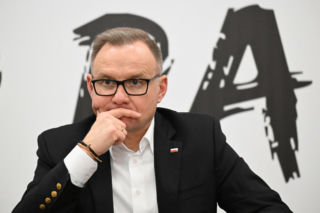 Andrzej Duda nie stroni od biżuterii! Jeden element zwraca szczególną uwagę