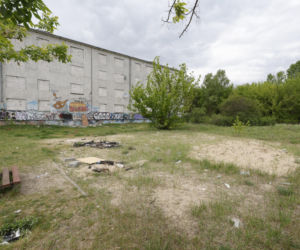 „Czarnobyl” Warszawy zniknie z mapy. „Smród, fetor i grzyb”. Tak wyglądało życie w „13 dzielnicy”