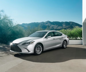 Lexus ES 300h (lifting 2021)