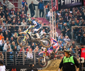 SuperEnduro w Krakowie! Duże prędkości, terenowe motocykle i skoki w powietrzu!