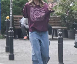 Małgorzata Socha przebiera się na ulicy