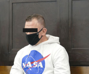 Skatował dwóch mężczyzn, bo zostawiła go żona