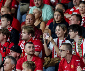 Widzew Łódź - Lech Poznań: Zdjęcia kibiców z meczu 6. kolejki PKO BP Ekstraklasy