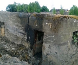 Ruda Śląska: Specjalny dźwig przeniesie żelbetowy schron z czasów II wojny światowej