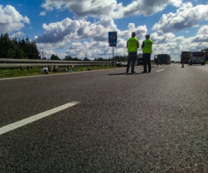 Łyski. Wypadek na S8. Ranny motocyklista