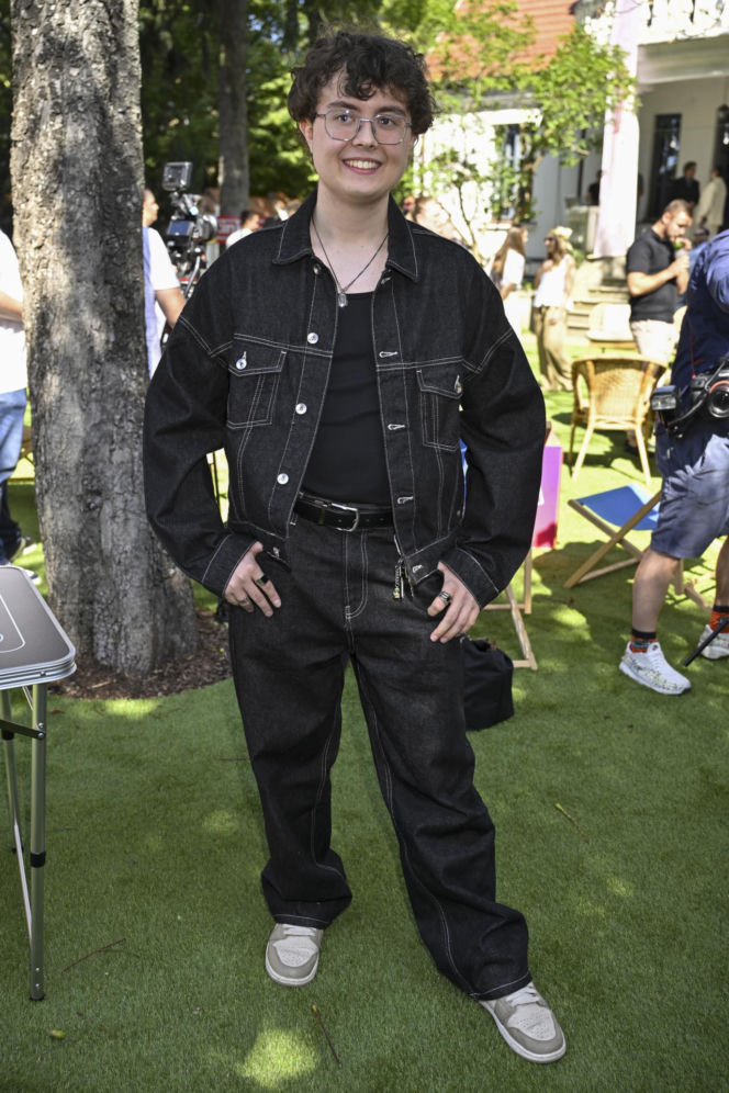 Mateusz Pawłowski jest dziś nie do poznania. Tak zmienił się Kacperek z serialu "Rodzinka.pl"