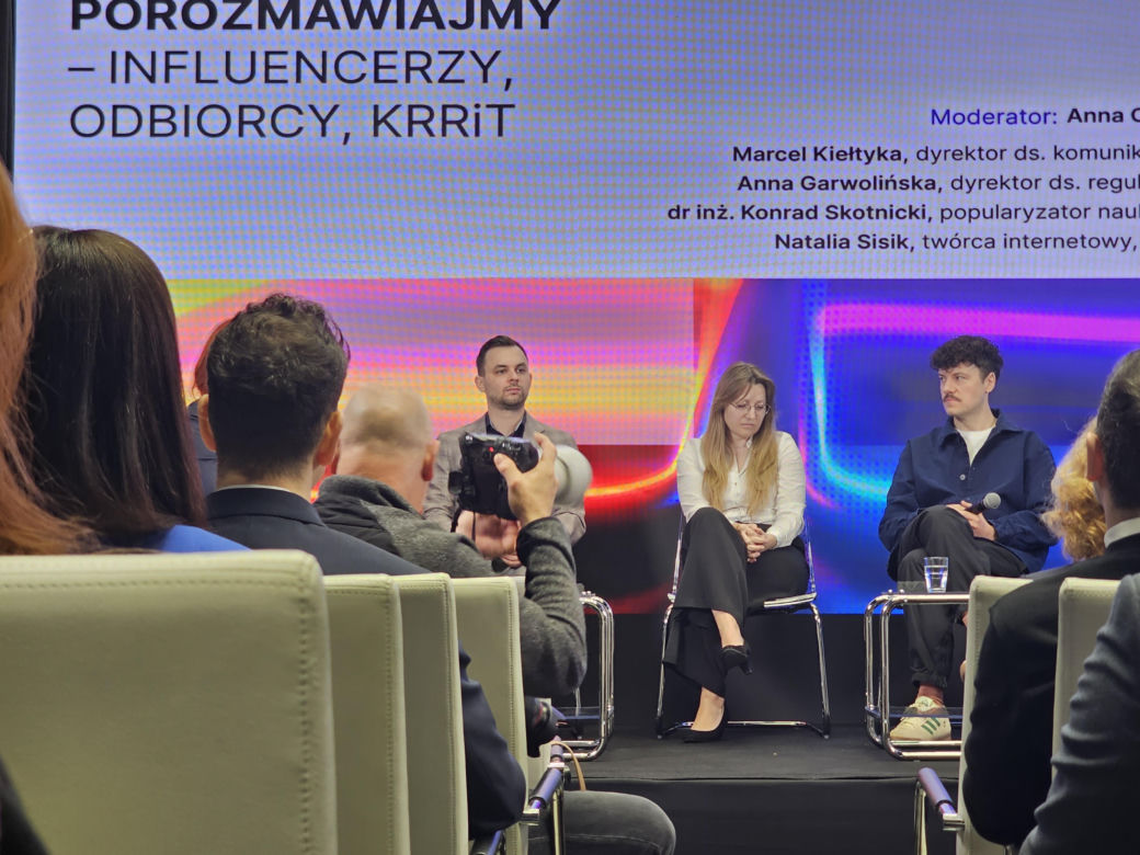 Konferencja nt. "Influencerzy 2026 - odpowiedzialność w blasku zasięgów"