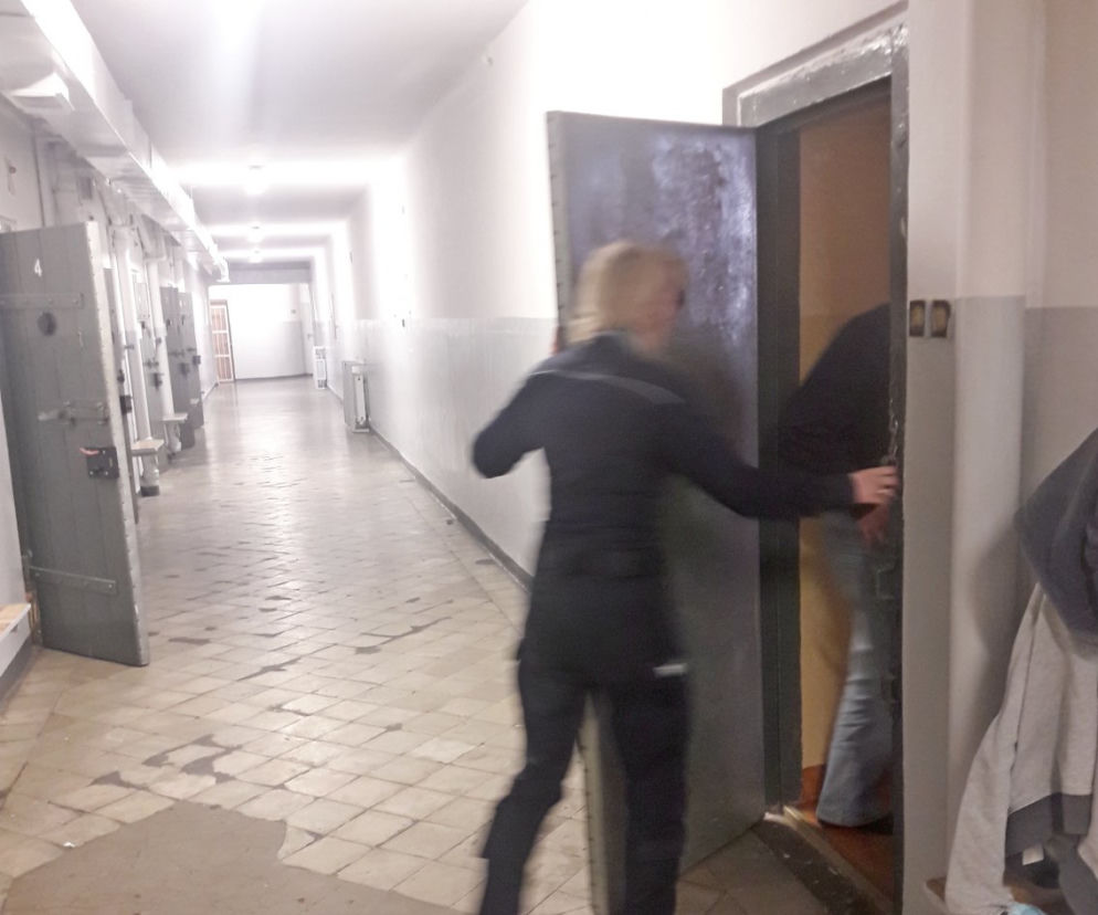 Opole. Dwa lata z Niebieską Kartą. Postępowanie w sądzie, a on i tak chciał podpalić mieszkanie [ZDJĘCIA]